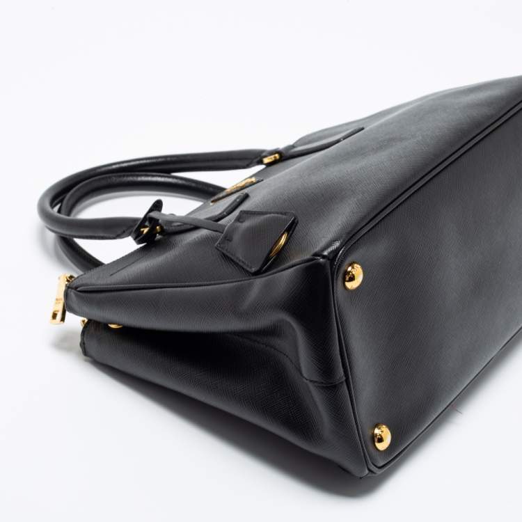 Pre Owned Prada Black Saffiano Leather Small Galleria Double Zip Tote