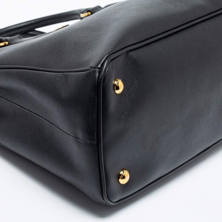 Pre Owned Prada Black Saffiano Lux Leather Medium Galleria Double Zip Tote