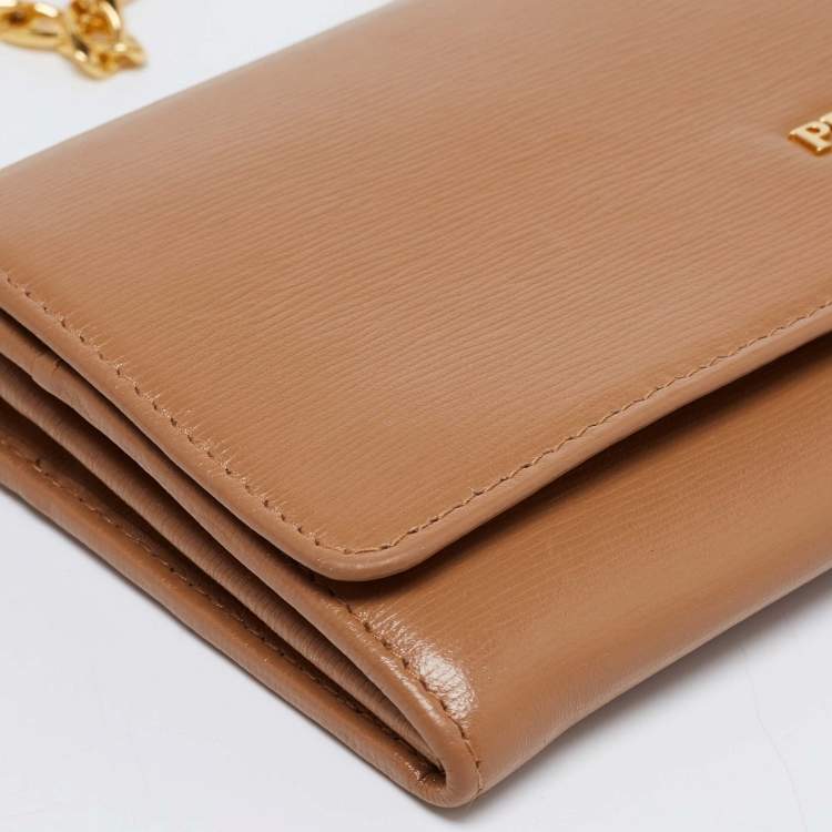 Pre Owned Prada Beige Vitello Move Leather Wallet on Chain