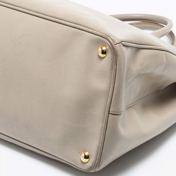 Pre Owned Prada Grey Saffiano Lux Leather Executive Galleria Tote