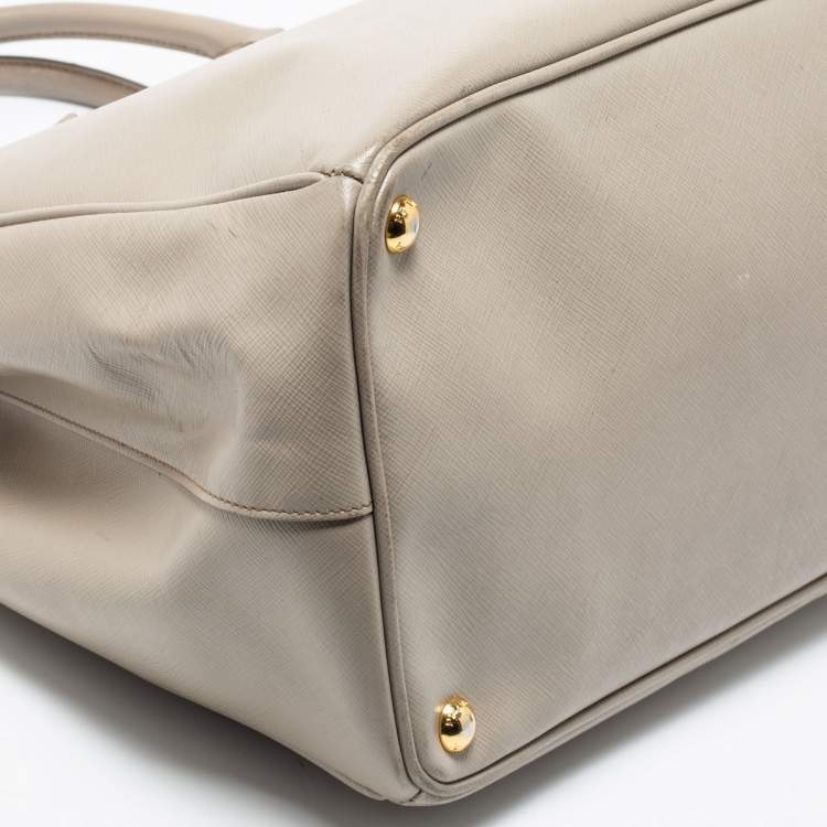 Pre Owned Prada Grey Saffiano Lux Leather Executive Galleria Tote