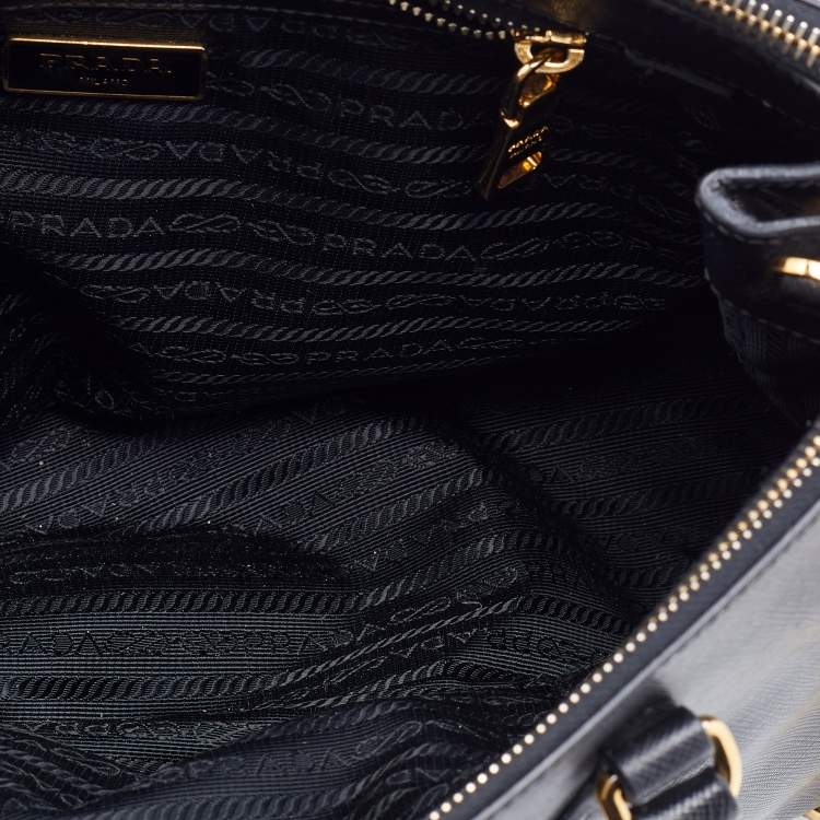 Pre Owned Prada Black Saffiano Leather Small Galleria Tote