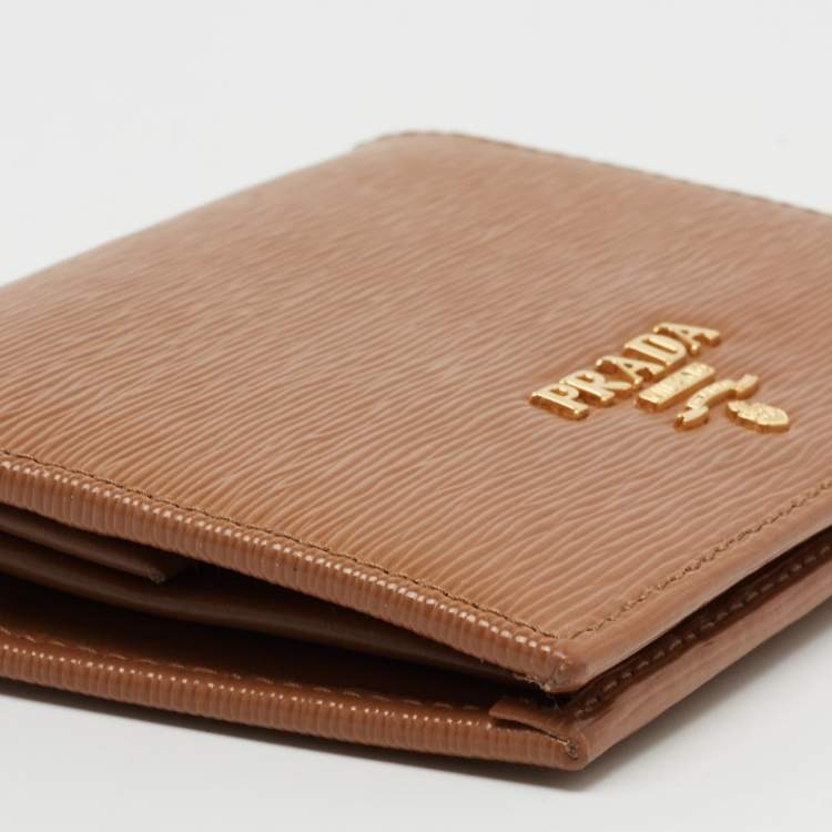 Pre Owned Prada Tan Move Leather Bifold Wallet