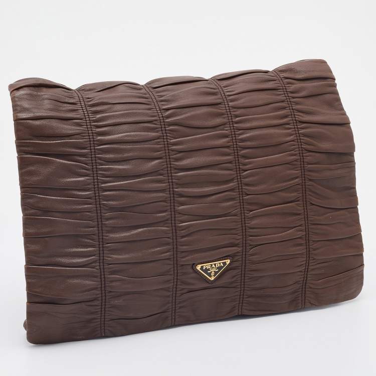 Pre Owned Prada Brown Nappa Gaufre Leather Clutch