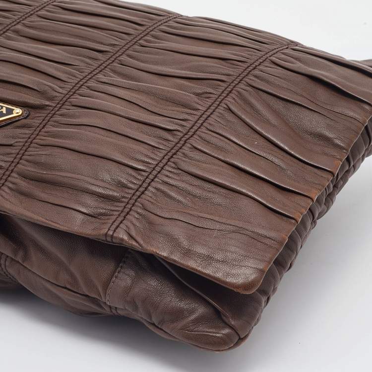 Pre Owned Prada Brown Nappa Gaufre Leather Clutch