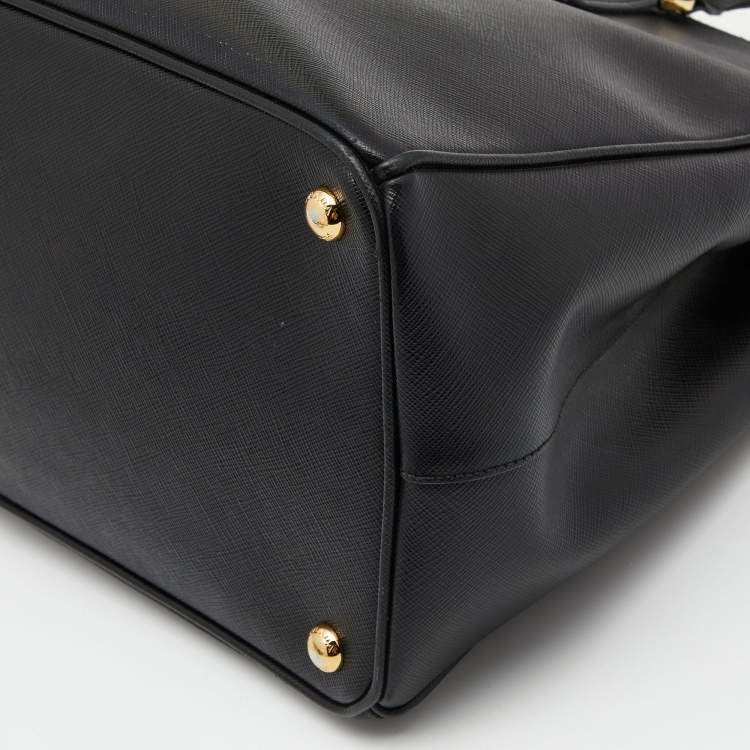 Pre Owned Prada Black Saffiano Lux Leather Large Galleria Double Zip Tote