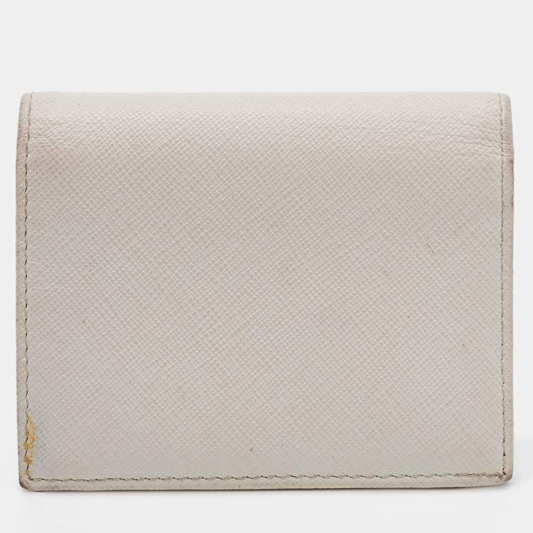Pre Owned Prada White Saffiano Leather Bifold Wallet