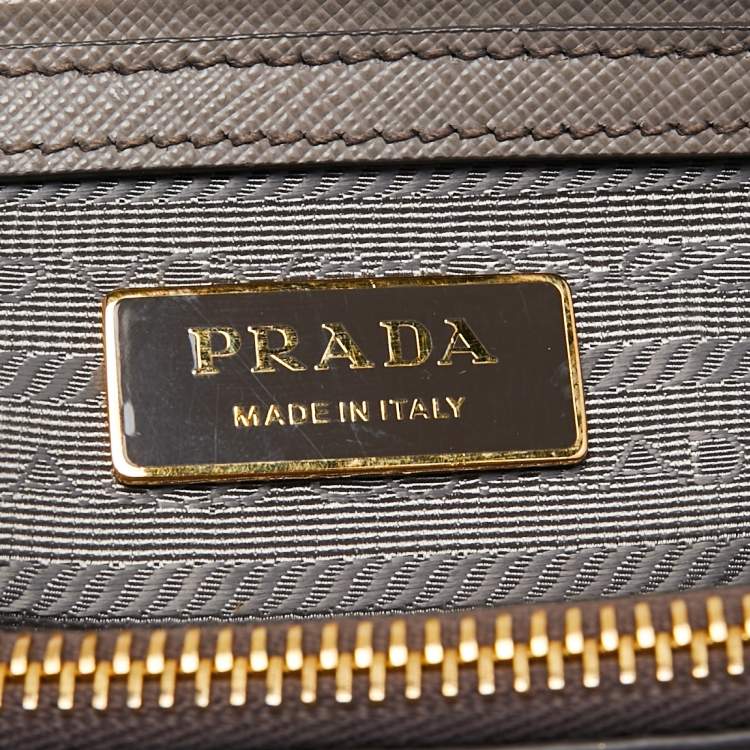 Pre Owned Prada Grey Saffiano Lux Leather Medium Galleria Tote