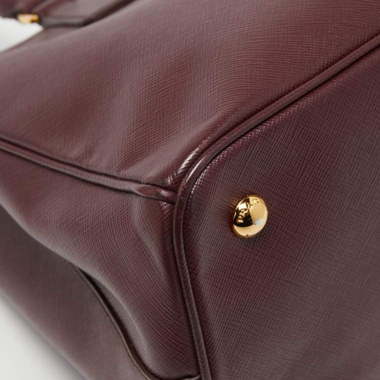 Pre Owned Prada Burgundy Saffiano Lux Leather Small Middle Zip Tote