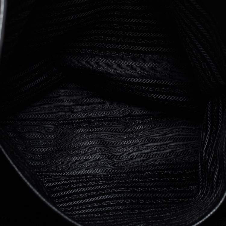 Pre Owned Prada Black Vitello Diano Leather Side Zip Shopper Tote