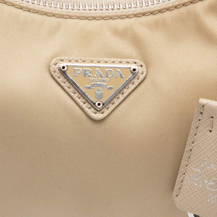 Pre Owned Prada Beige Nylon and Leather Re-Edition 2005 Shoulder Bag