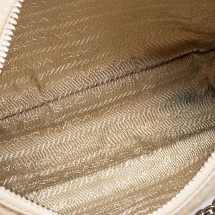 Pre Owned Prada Beige Nylon and Leather Re-Edition 2005 Shoulder Bag
