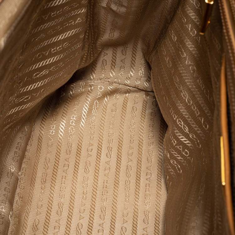 Pre Owned Prada Brown Saffiano Lux Leather Medium Galleria Double Zip Tote