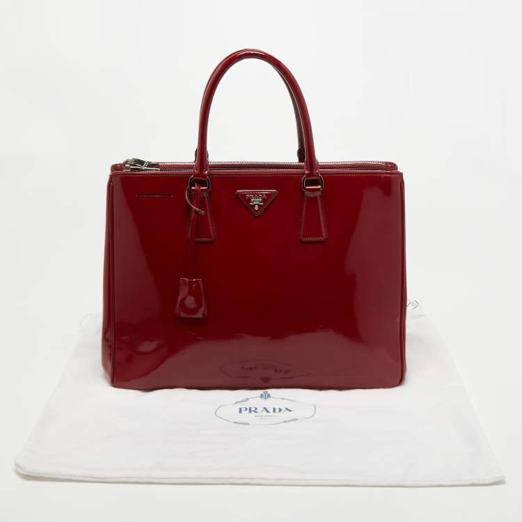 Pre Owned Prada Red Patent Leather Large Galleria Double Zip Tote