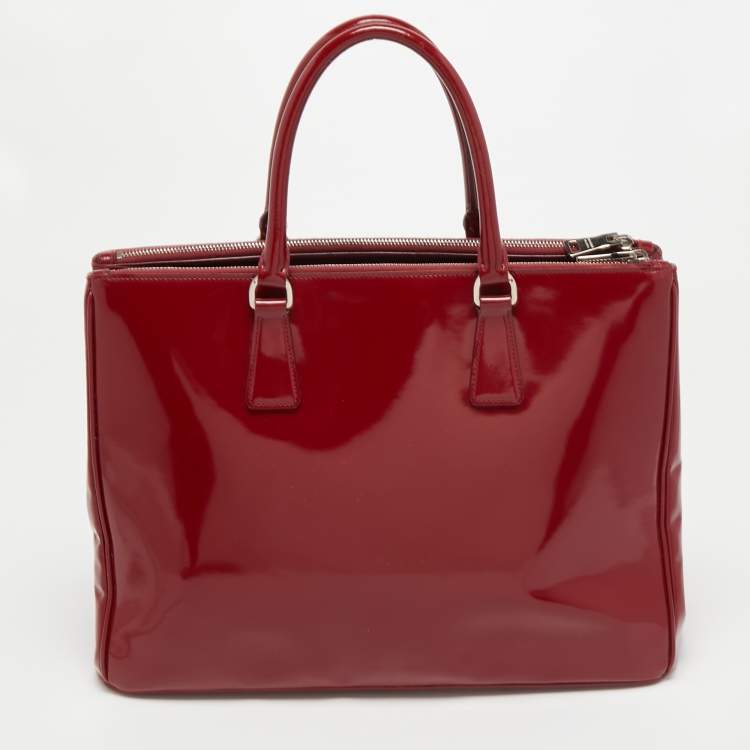 Pre Owned Prada Red Patent Leather Large Galleria Double Zip Tote