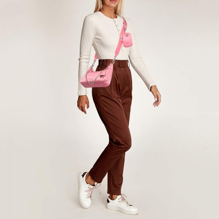 Pre Owned Prada Pink Nylon and Leather Re-Edition 2005 Shoulder Bag