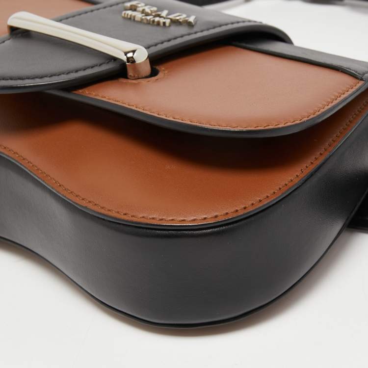 Pre Owned Prada Brown/Black Leather Sidonie Belt Bag