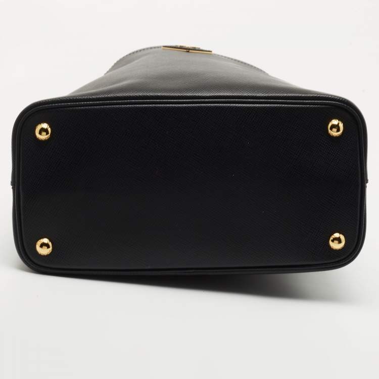 Pre Owned Prada Black Saffiano Lux Leather Panier Top Handle Bag