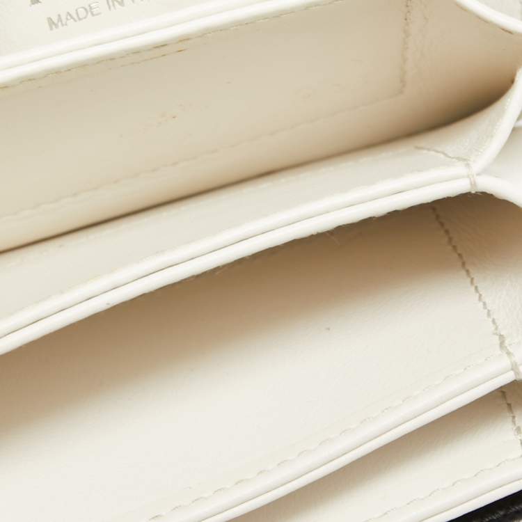 مملوكة مسبقًا Prada Black/White Saffiano Leather Card Case with Chain