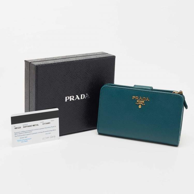 مملوكة مسبقًا Prada Teal Green Saffiano Metal Leather Flap French Wallet