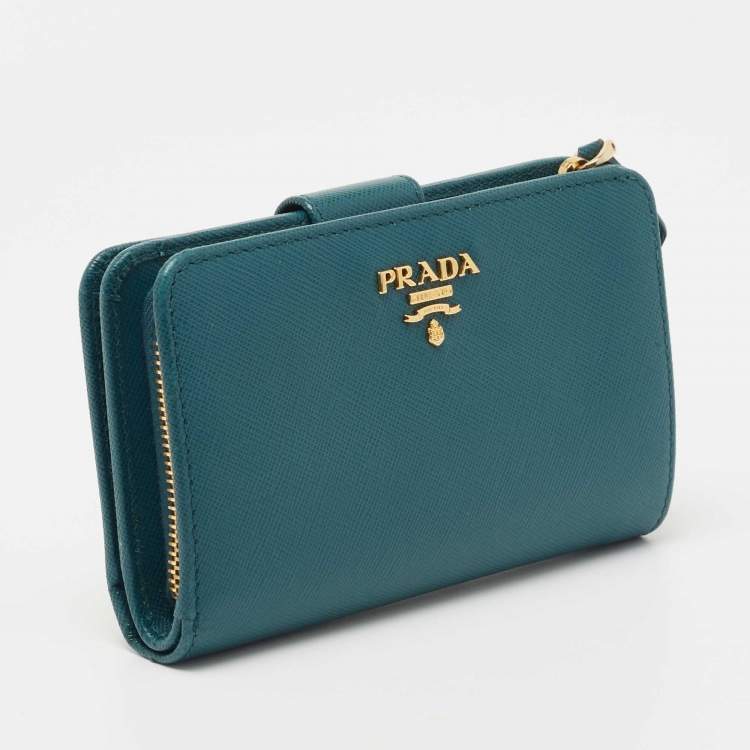 مملوكة مسبقًا Prada Teal Green Saffiano Metal Leather Flap French Wallet