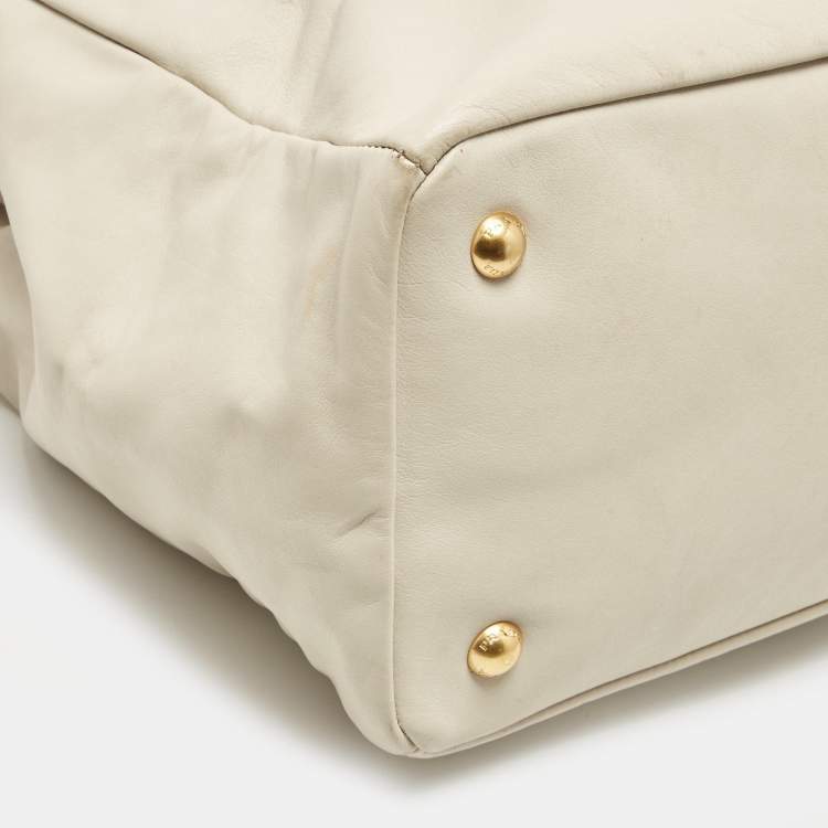 Pre Owned Prada Off White Leather Front Pocket Tote