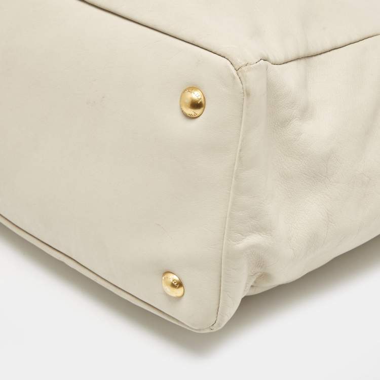 Pre Owned Prada Off White Leather Front Pocket Tote