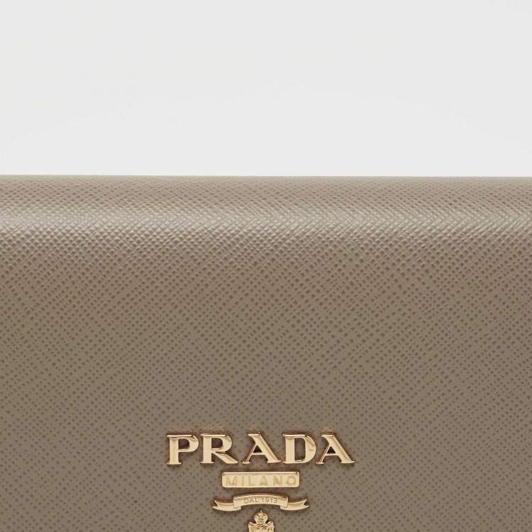 Pre Owned Prada Beige Saffiano Lux Leather Flap Continental Wallet