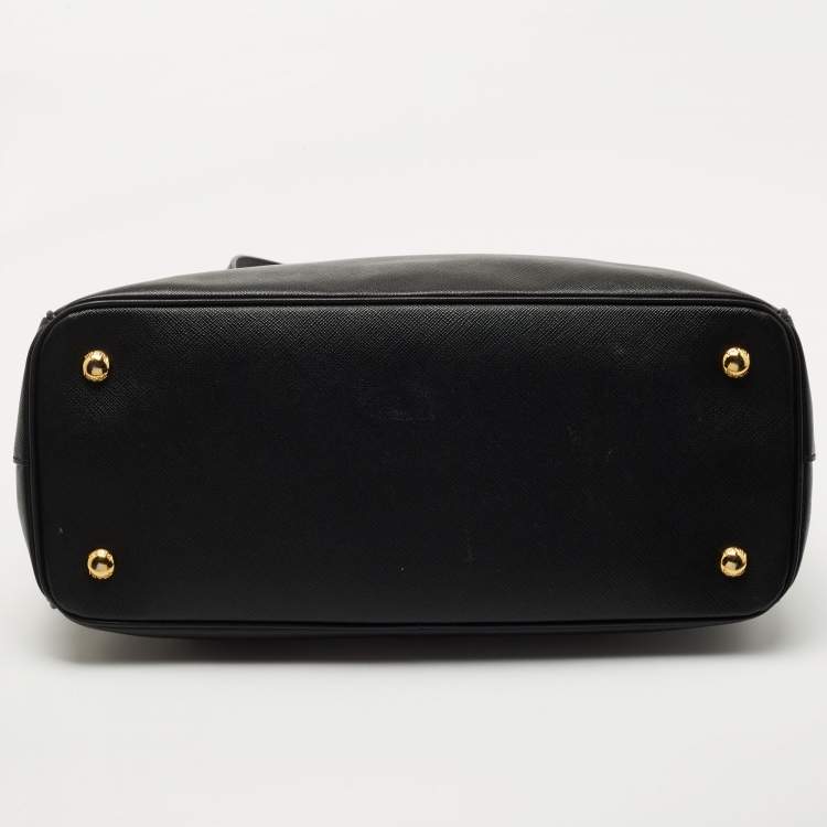 Pre Owned Prada Black Saffiano Lux Leather Medium Galleria Zip Tote
