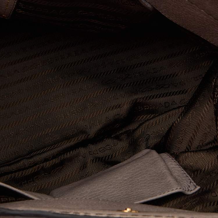 Pre Owned Prada  Light Grey Leather Shopper Tote