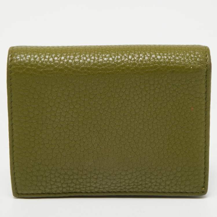 Pre Owned Prada Green Daino Leather Bifold Card Case