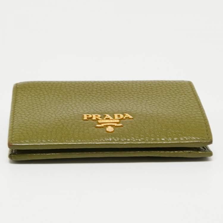 Pre Owned Prada Green Daino Leather Bifold Card Case