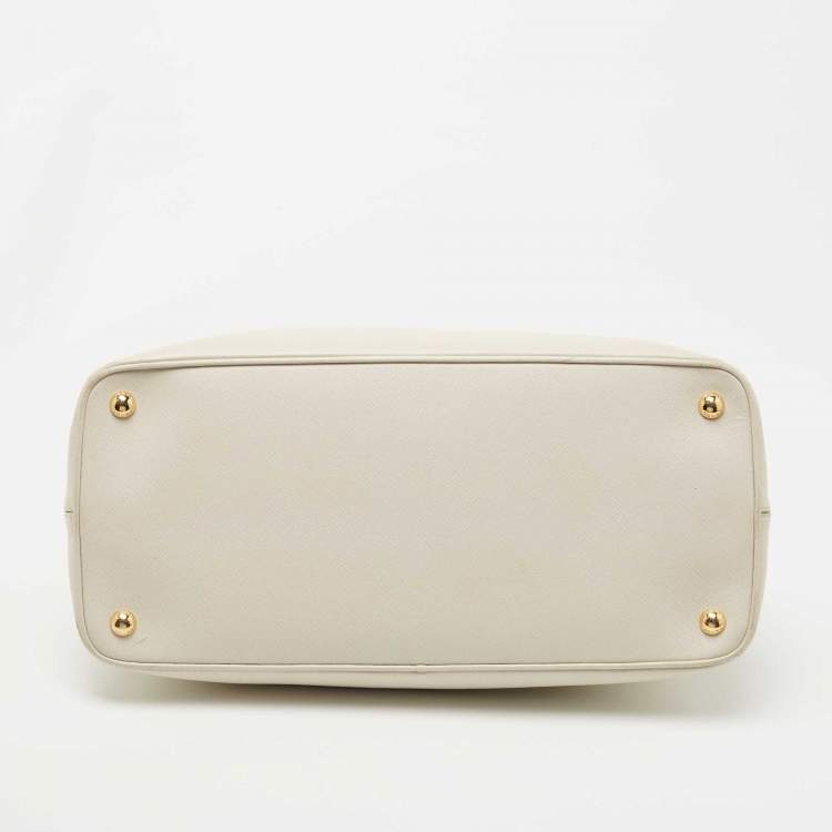 Pre Owned Prada Ivory Saffiano Leather Large Promenade Bag