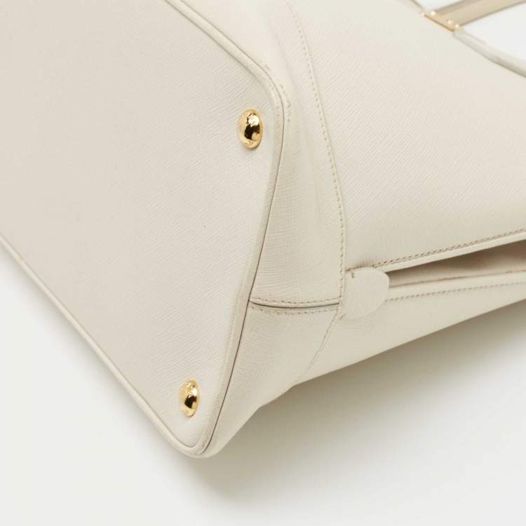Pre Owned Prada Ivory Saffiano Leather Large Promenade Bag