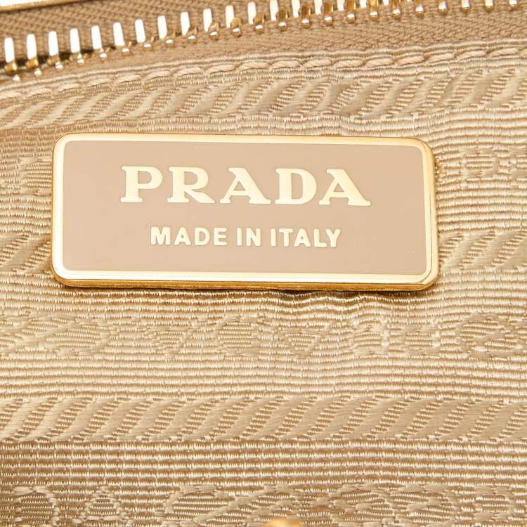 Pre Owned Prada Metallic Gold Leather Gaufre Frame Bag
