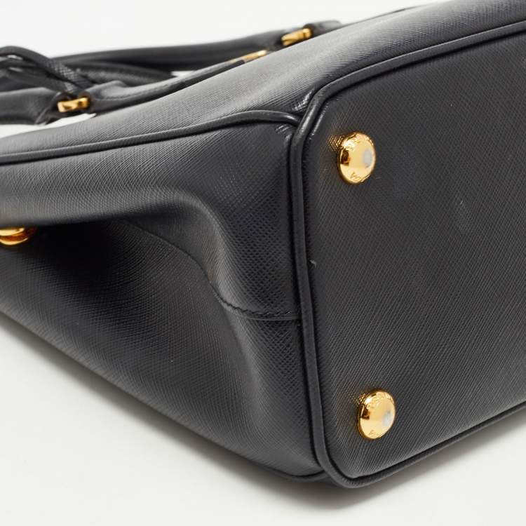 Pre Owned Prada Black Saffiano Lux Leather Small Double Zip Tote 