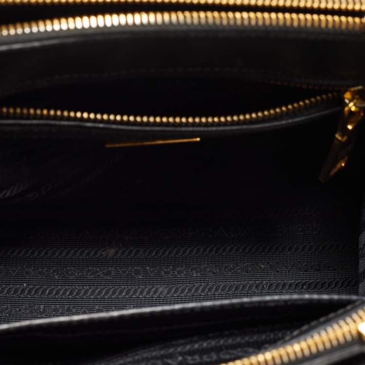 Pre Owned Prada Black Saffiano Lux Leather Small Double Zip Tote 