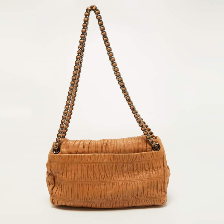 Pre Owned Prada Beige Gaufre Leather Flap Chain Shoulder Bag