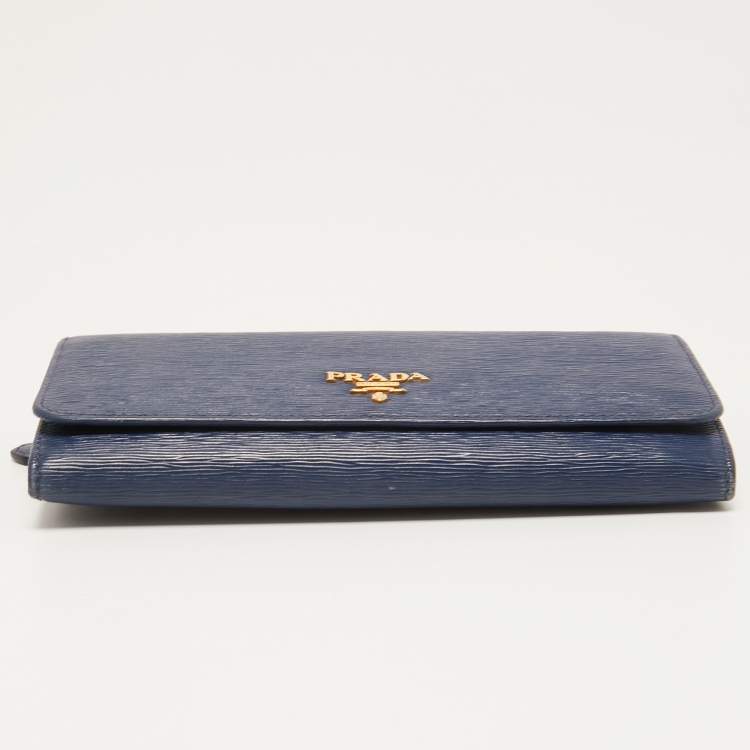 Pre Owned Prada Blue Vitello Move Leather Continental Wallet
