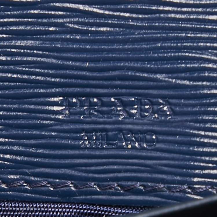 Pre Owned Prada Blue Vitello Move Leather Continental Wallet