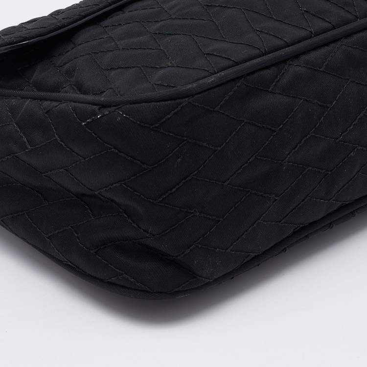 Pre Owned Prada Black Quilted Nylon Pushlock Shoulder Bag