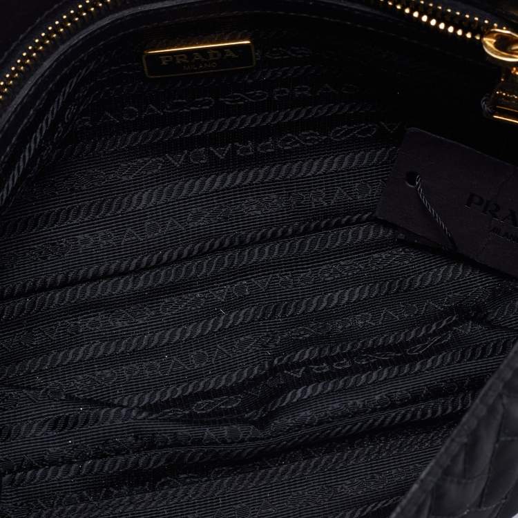 Pre Owned Prada Black Quilted Nylon Pushlock Shoulder Bag