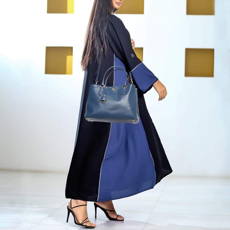 Louis Vuitton Black Leather Iris Bandouliere Strap - Yoogi's Closet