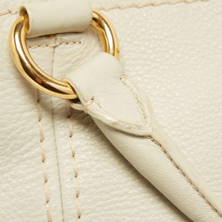 Pre Owned Prada Off White Vitello Daino Leather Zip Hobo