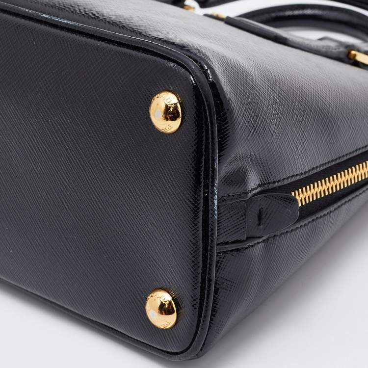 Pre Owned Prada Black Saffiano Vernice Leather Mini Promenade Satchel