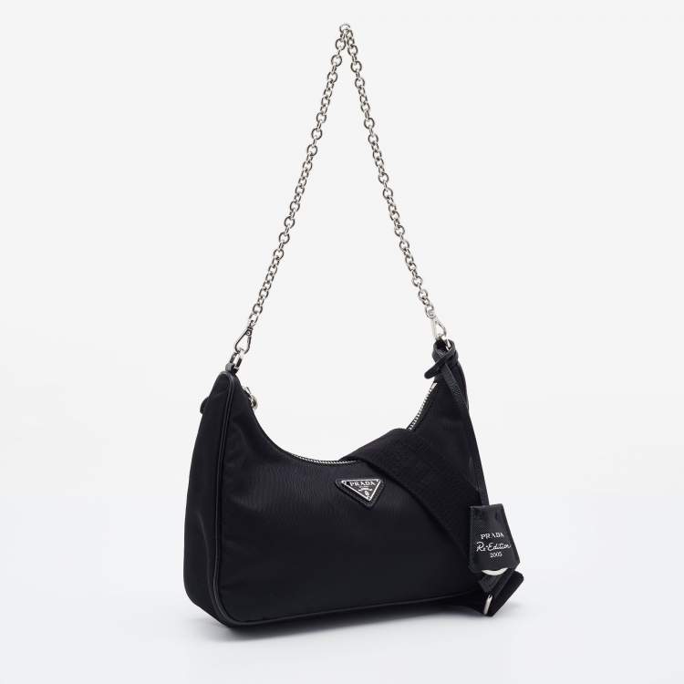 Pre Owned Prada Black Nylon and Leather Re-Edition 2005 Shoulder Bag