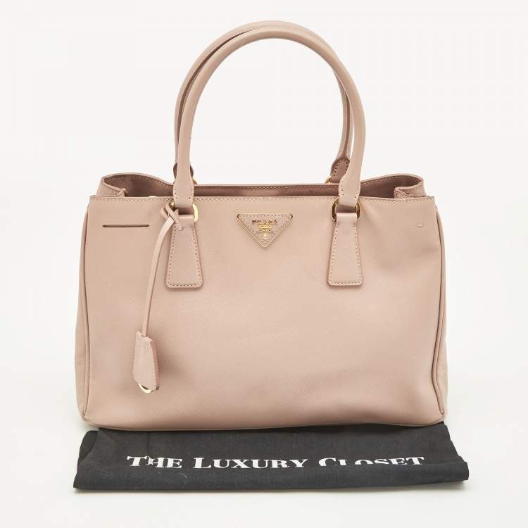 Pre Owned Prada Light Pink Saffiano Lux Leather Small Middle Zip Tote