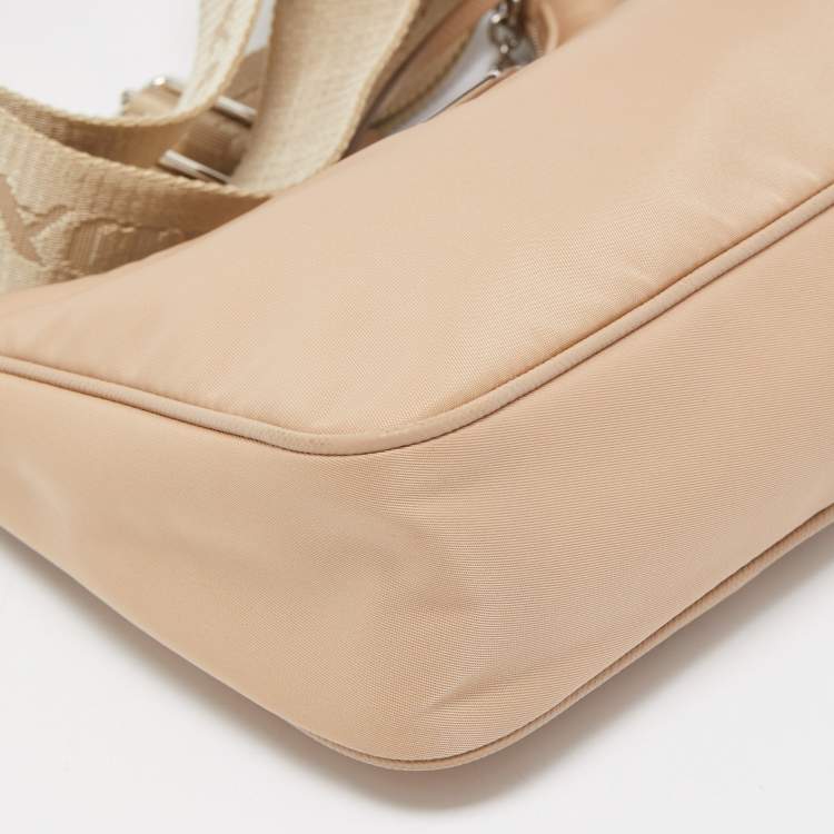 Pre Owned Prada Beige Nylon and Leather Re-Edition 2005 Baguette Bag