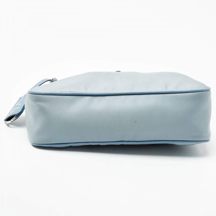 Pre Owned Prada Blue Nylon and Leather Re-Edition 2005 Shoulder Bag