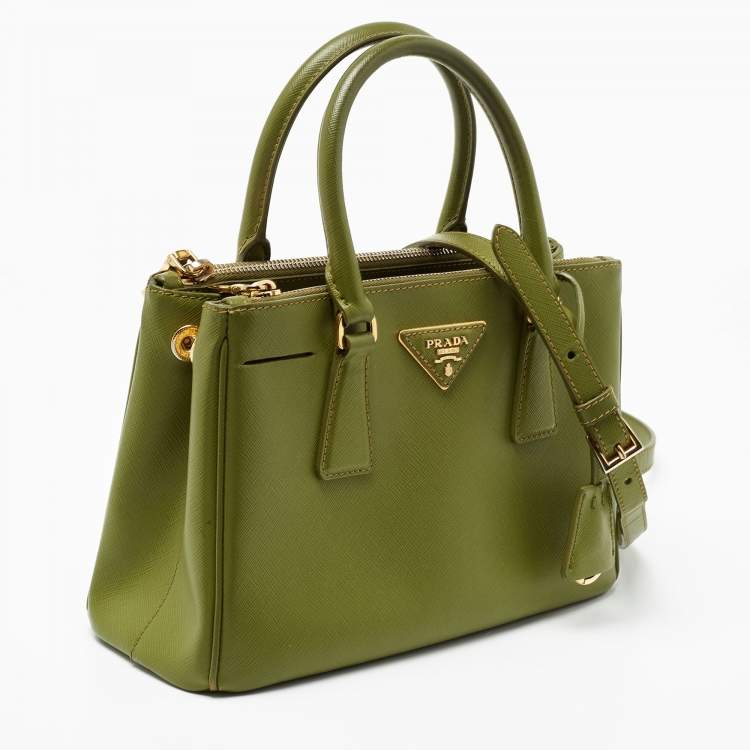 Pre Owned Prada Green Saffiano Lux Leather Small Double Zip Tote